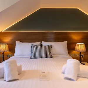 https://flynns-guesthouse.brighton-hotels-england.com
