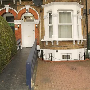 https://london-olympus-hotel-nirvana.brighton-hotels-england.com